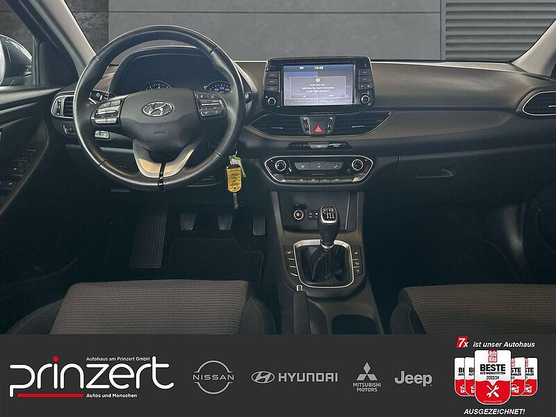 Hyundai i30 1.0 TGDI 'Select' NaviPaket*Notbrems*Carplay*Tempomat