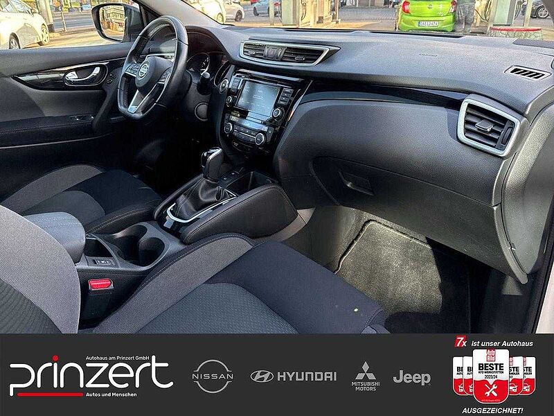 Nissan Qashqai 1.3 DIG-T DCT 'Zama' PGD*Navi*Allwetter*